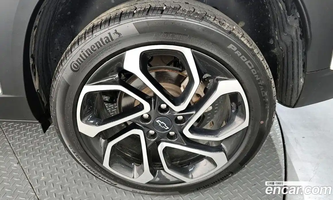 Chevrolet Trax 2023 1.2 гидро в Москве № 2053354, фото 7