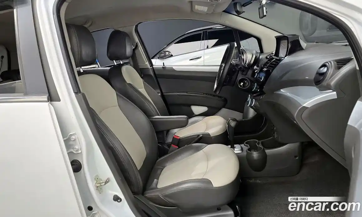Chevrolet Spark 2014 1.0 гидро в Москве № 2053454, фото 11