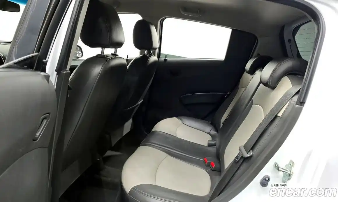 Chevrolet Spark 2014 1.0 гидро в Москве № 2053454, фото 12