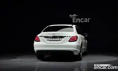 Mercedes-Benz C-Class 2018 2.0 гидро в Москве № 2053562, миниатюра 4