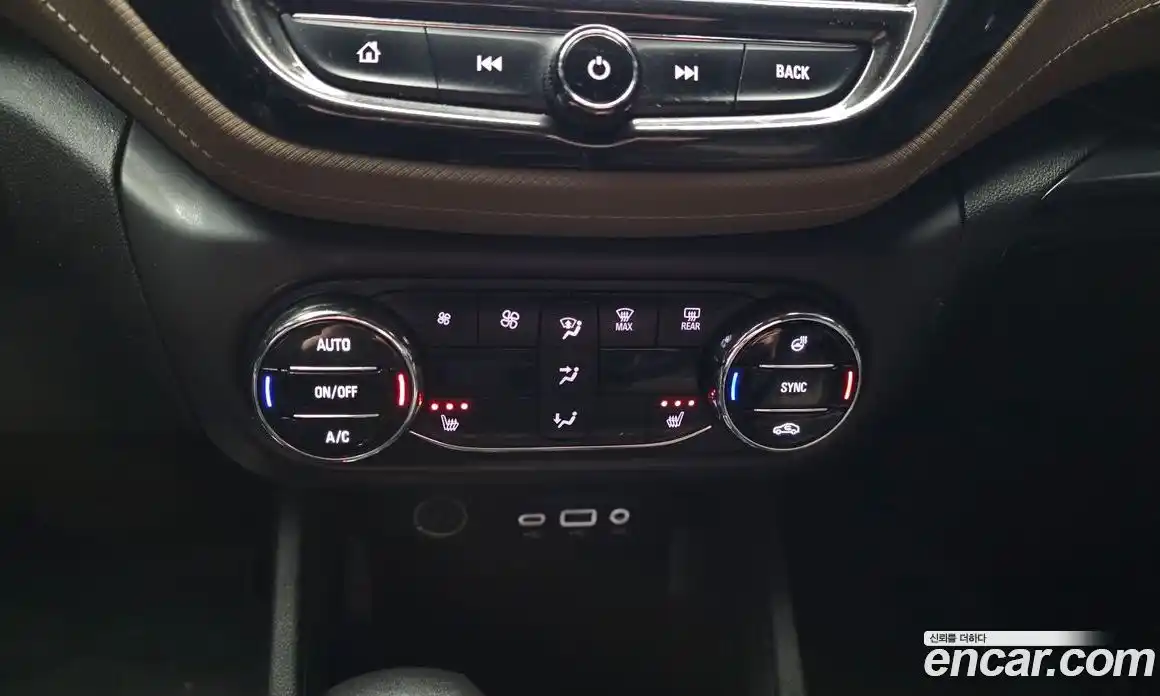 Chevrolet TrailBlazer 2020 1.3 гидро в Москве № 2053567, фото 17