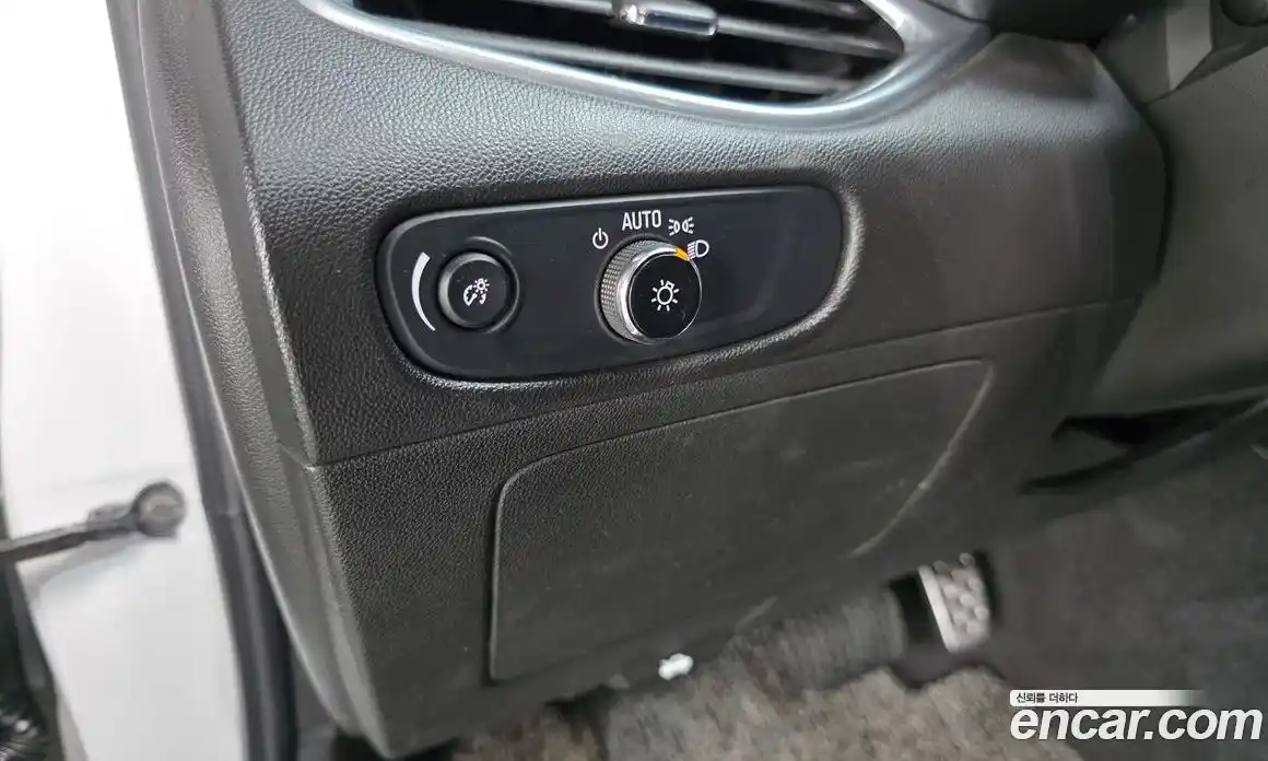 Chevrolet Malibu 2017 1.5 гидро в Москве № 2053673, фото 13