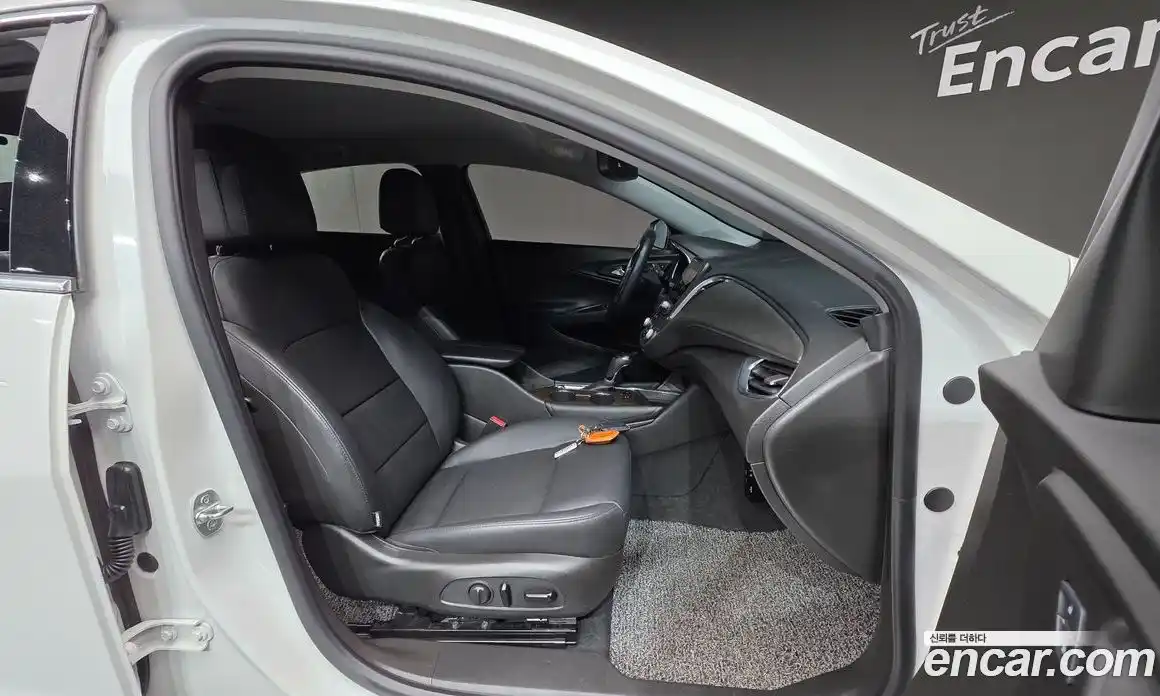 Chevrolet Malibu 2017 1.5 гидро в Москве № 2053673, фото 10