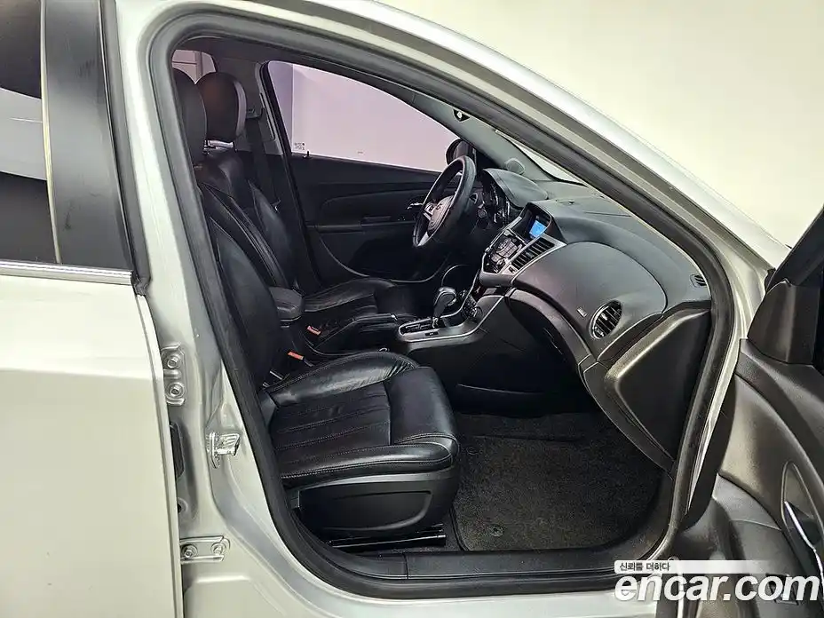 Chevrolet Cruze 2011 1.8 гидро в Москве № 2053756, фото 10