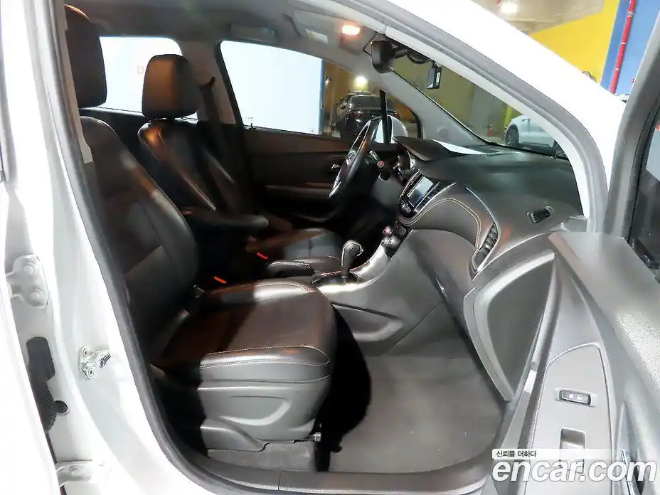 Chevrolet Trax 2017 1.6 гидро в Москве № 2053768, фото 9