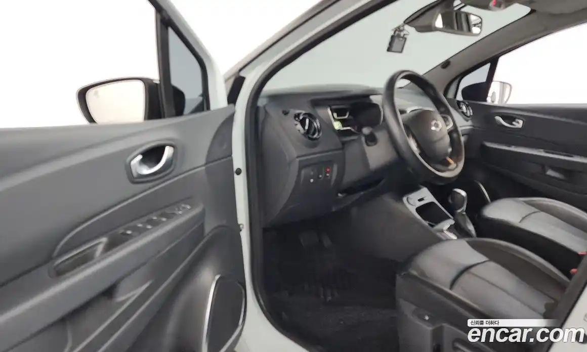 Renault QM3 2019 1.5 гидро в Москве № 2053877, фото 13