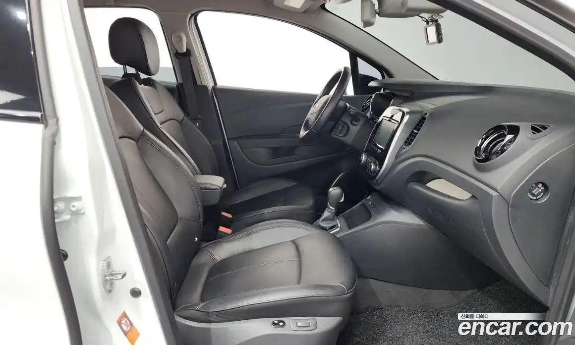 Renault QM3 2019 1.5 гидро в Москве № 2053877, фото 16