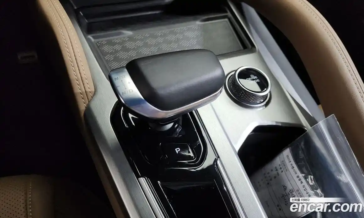 Renault Grand Koleos 2025 1.5 гидро в Москве № 2053891, фото 12