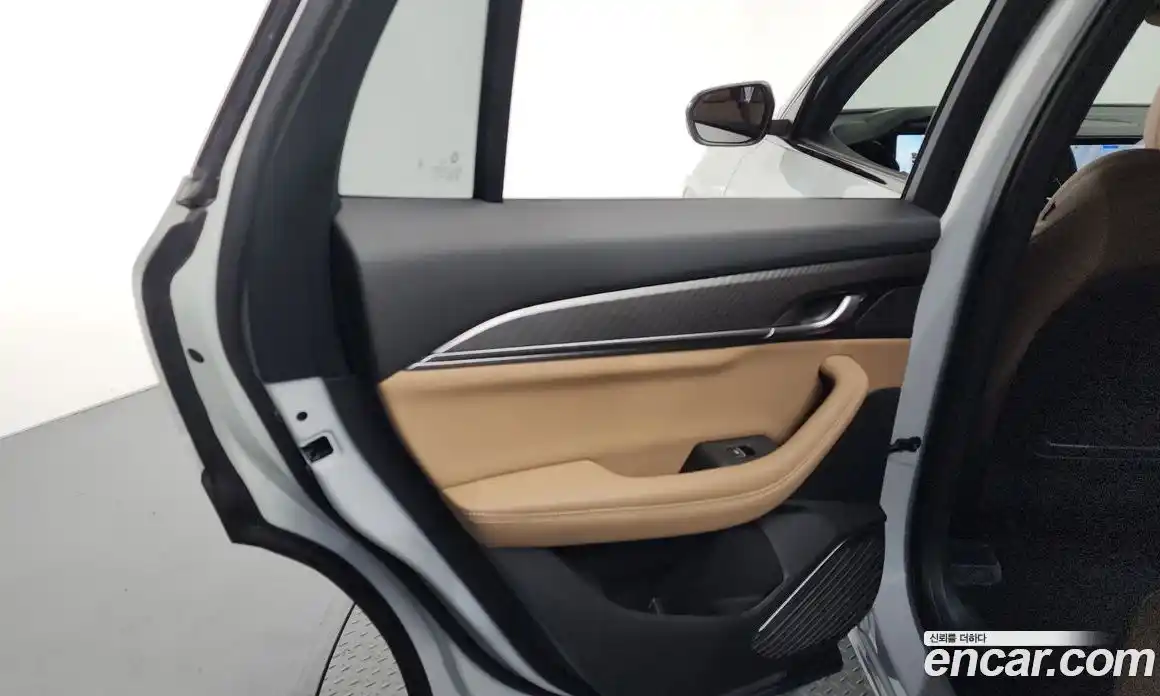Renault Grand Koleos 2025 1.5 гидро в Москве № 2053891, фото 15