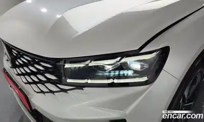 Renault Grand Koleos 2025 1.5 гидро в Москве № 2053891, миниатюра 8