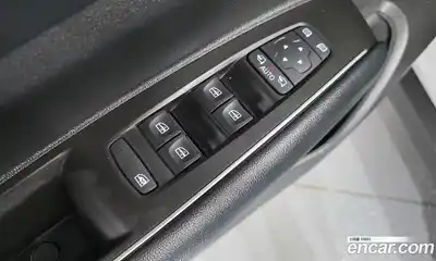 Renault QM6 2022 2.0 гидро в Москве № 2053935, миниатюра 12