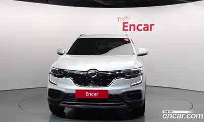 Renault QM6 2022 2.0 гидро в Москве № 2053935, миниатюра 3