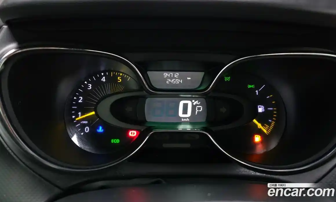 Renault QM3 2015 1.5 гидро в Москве № 2054104, фото 11