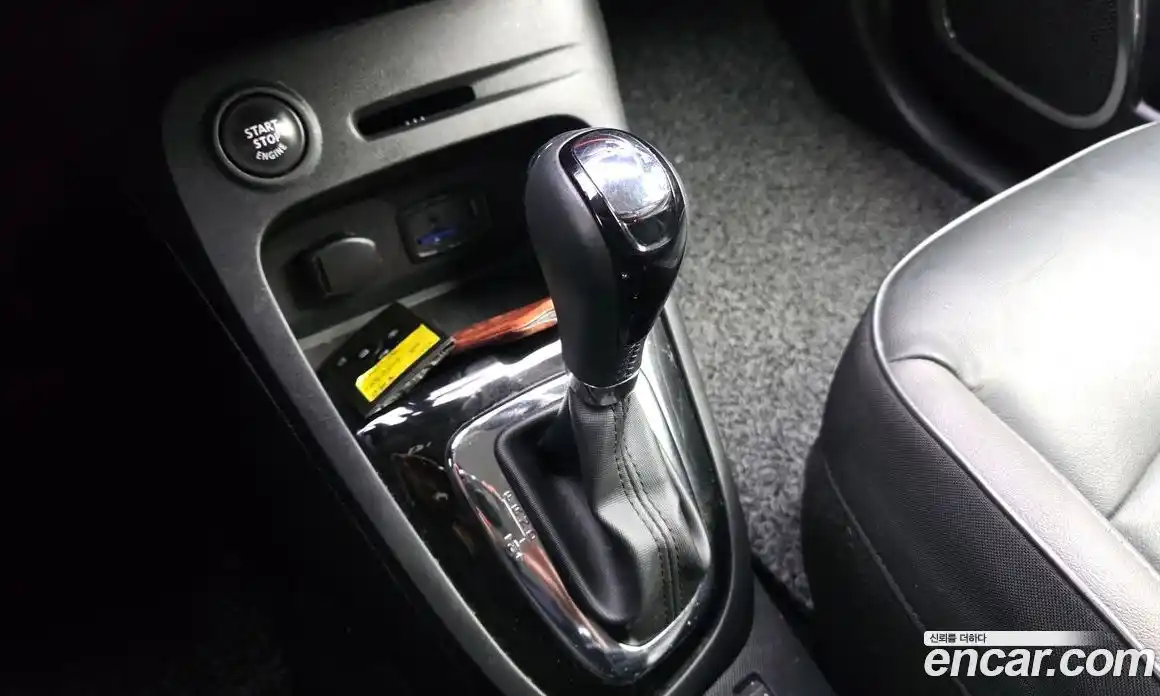 Renault QM3 2015 1.5 гидро в Москве № 2054104, фото 12