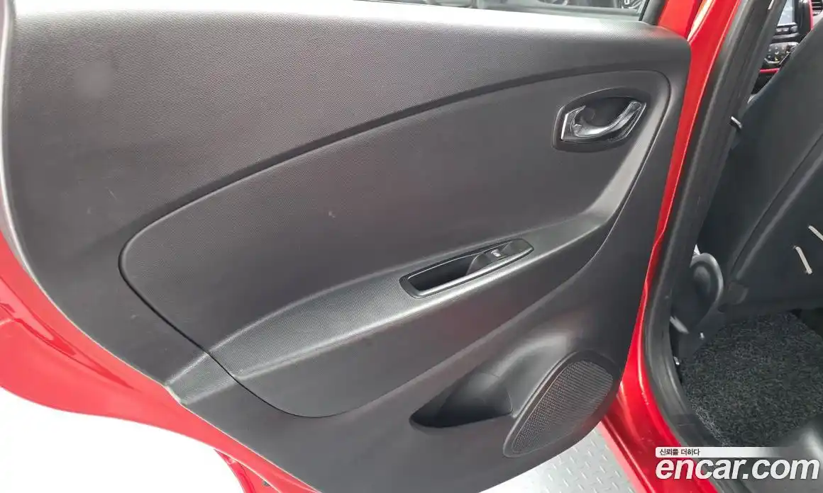 Renault QM3 2015 1.5 гидро в Москве № 2054104, фото 15