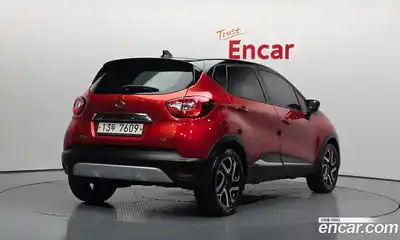 Renault QM3 2015 1.5 гидро в Москве № 2054104, миниатюра 2