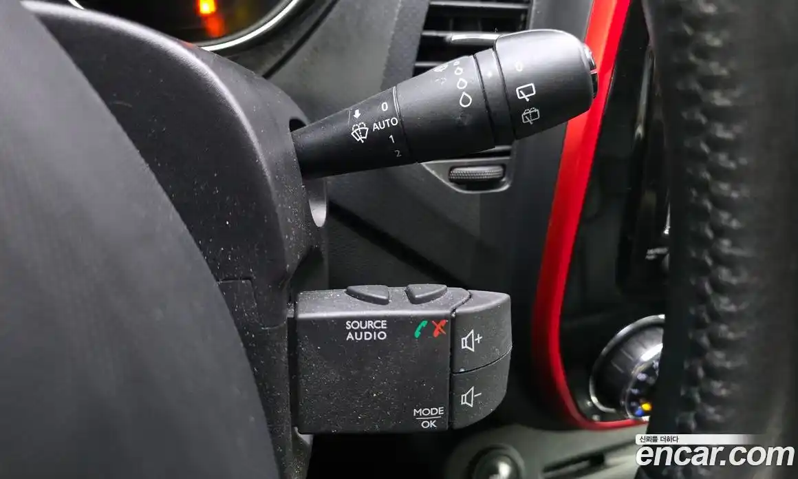 Renault QM3 2015 1.5 гидро в Москве № 2054104, фото 28