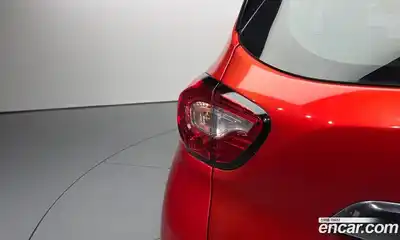 Renault QM3 2015 1.5 гидро в Москве № 2054104, миниатюра 9