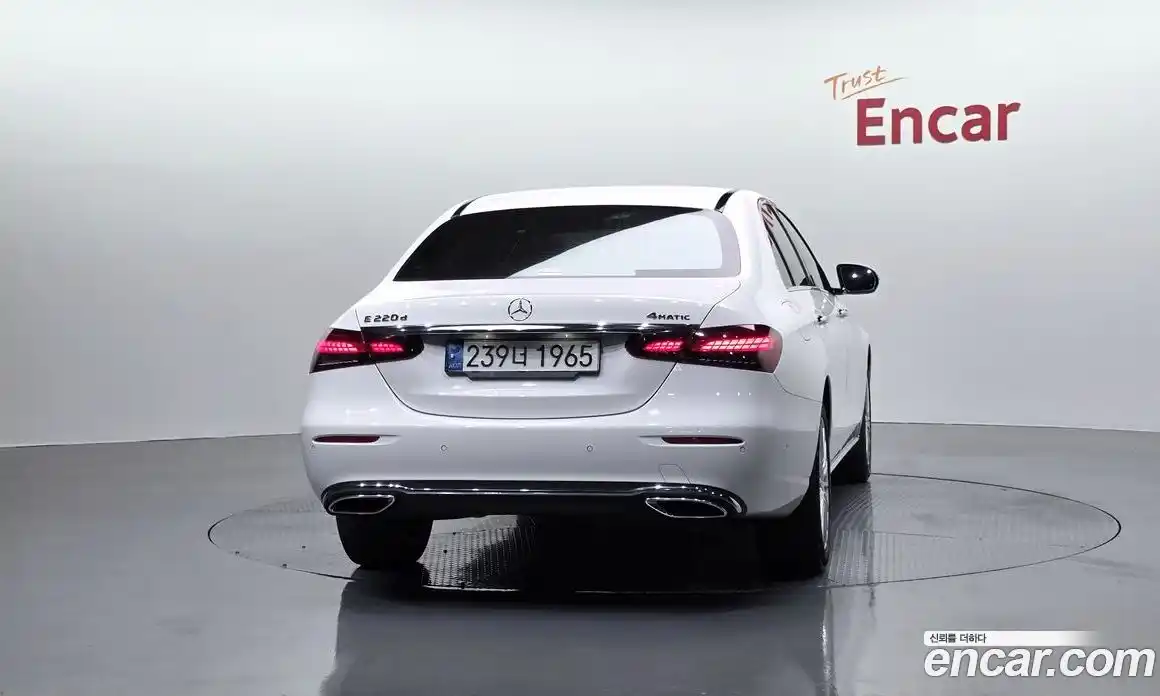 Mercedes-Benz E-Class 2021 1.9 гидро в Москве № 2054258, фото 4