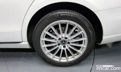Mercedes-Benz E-Class 2021 1.9 гидро в Москве № 2054258, миниатюра 7