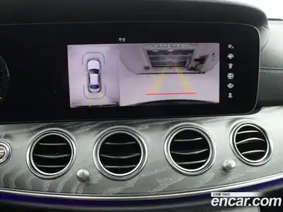 Mercedes-Benz E-Class 2023 2.0 гидро в Москве № 2054263, миниатюра 11