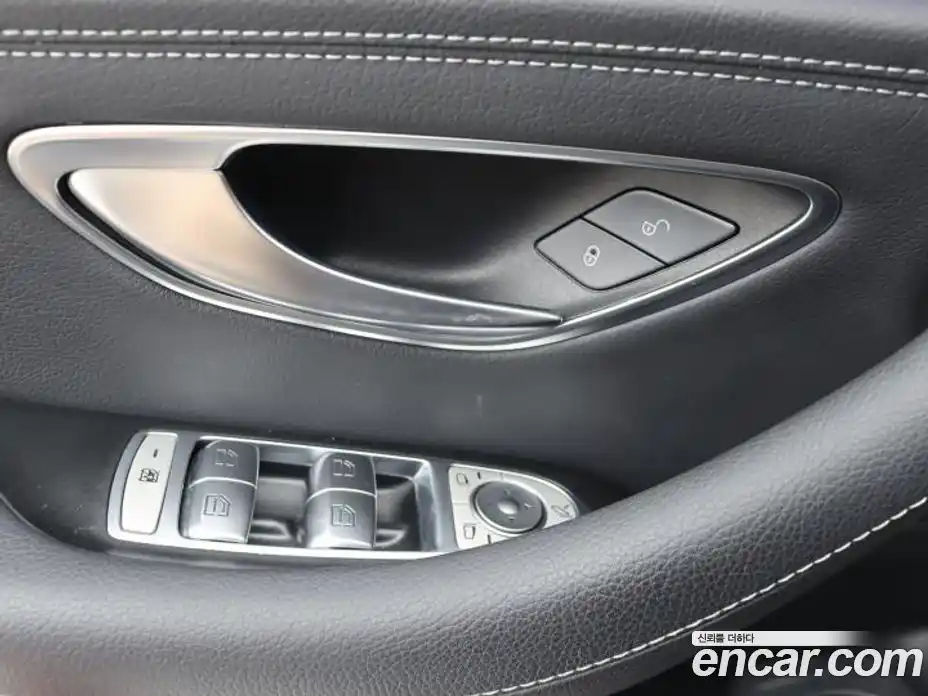 Mercedes-Benz E-Class 2023 2.0 гидро в Москве № 2054263, фото 13
