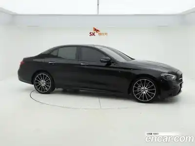 Mercedes-Benz E-Class 2023 2.0 гидро в Москве № 2054263, миниатюра 3