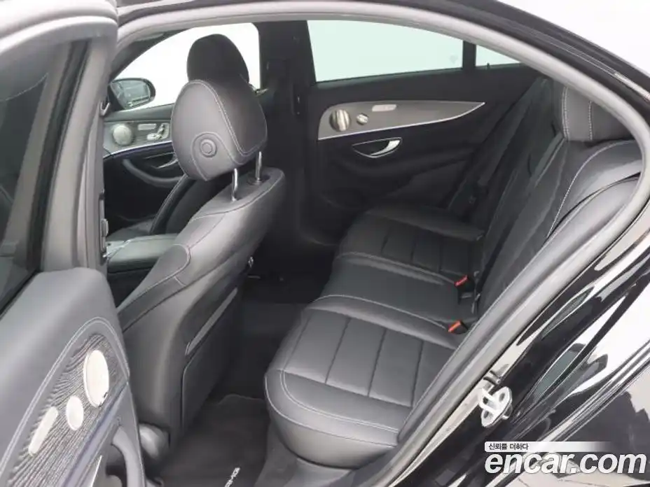 Mercedes-Benz E-Class 2023 2.0 гидро в Москве № 2054263, фото 10