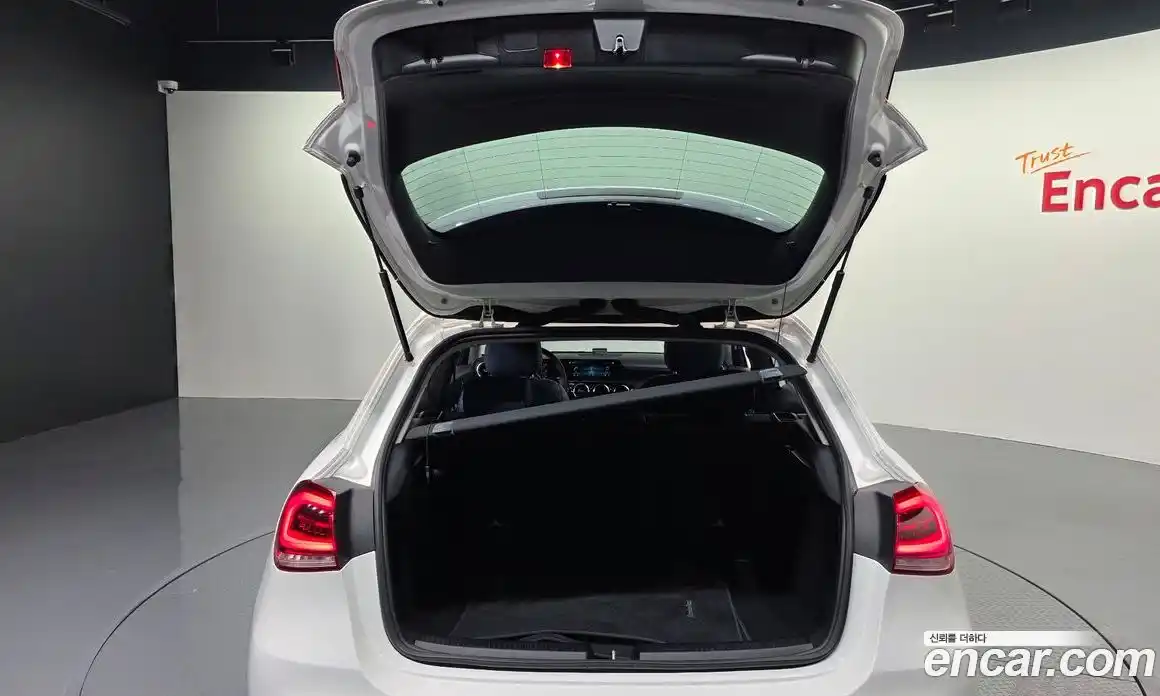 Mercedes-Benz A-Class 2019 2.0 гидро в Москве № 2054362, фото 32
