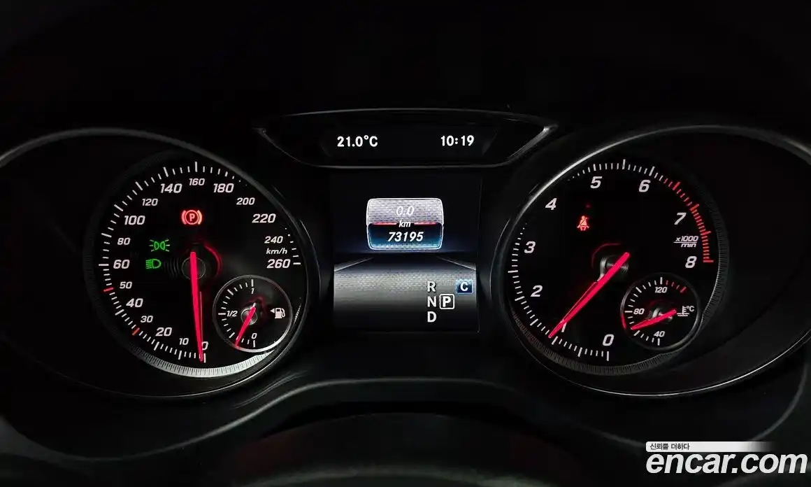 Mercedes-Benz GLA-Class 2019 2.0 гидро в Москве № 2054368, фото 11