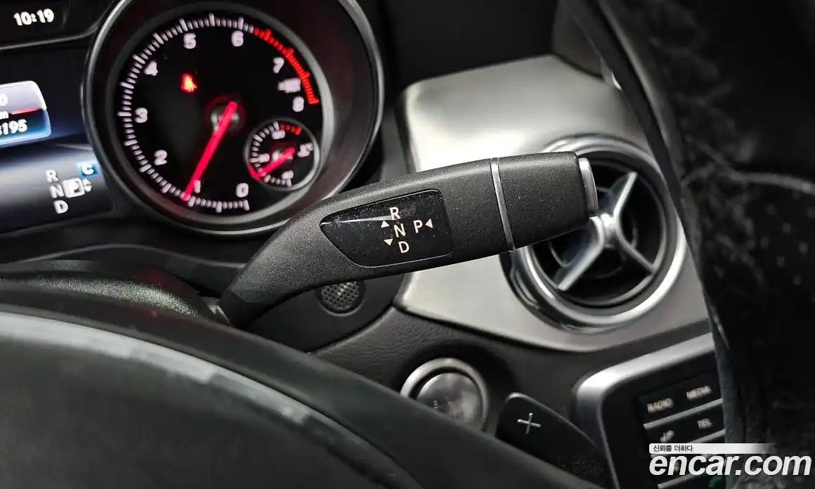 Mercedes-Benz GLA-Class 2019 2.0 гидро в Москве № 2054368, фото 12