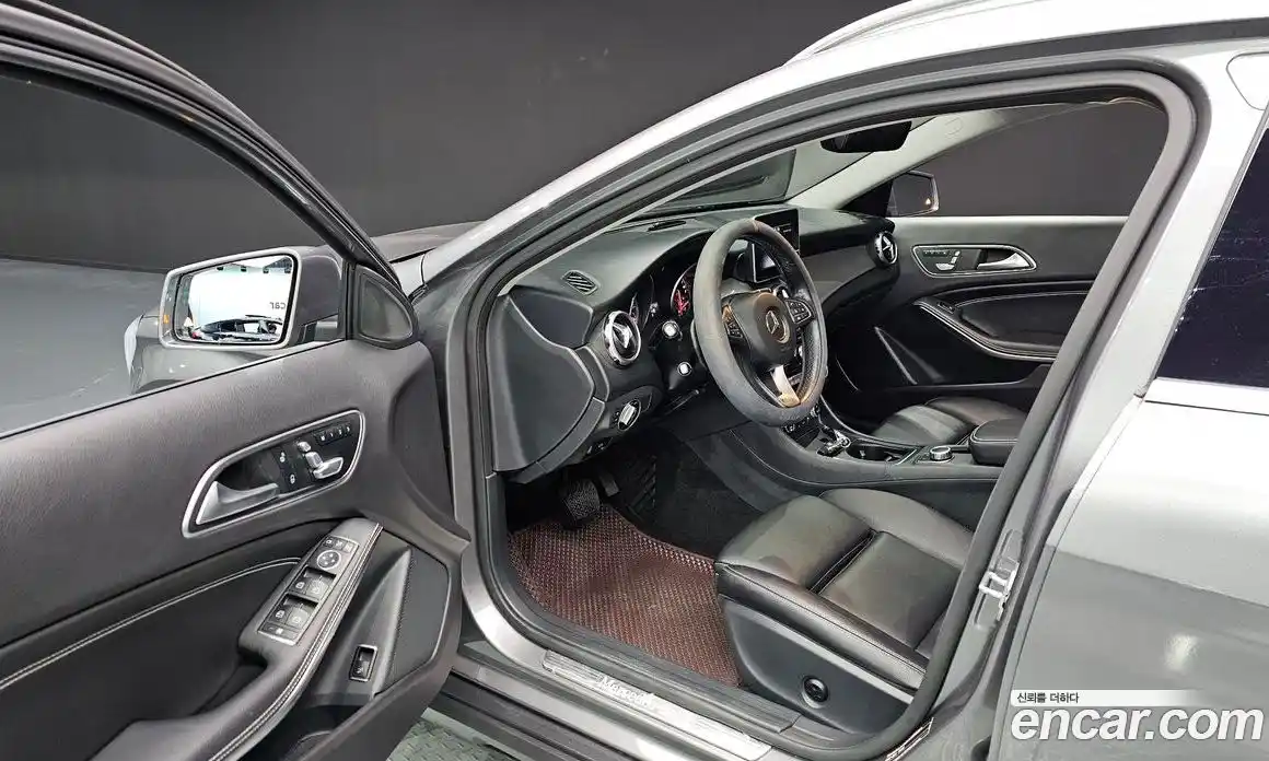 Mercedes-Benz GLA-Class 2019 2.0 гидро в Москве № 2054368, фото 13