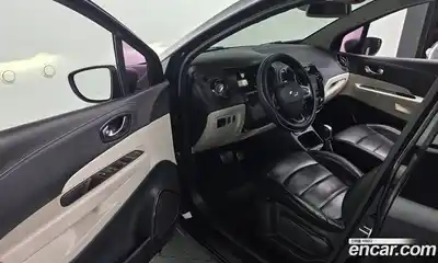 Renault QM3 2018 1.5 гидро в Москве № 2054492, миниатюра 10