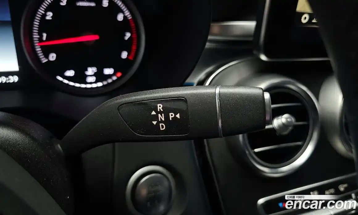Mercedes-Benz GLC-Class 2019 2.0 гидро в Москве № 2054865, фото 12