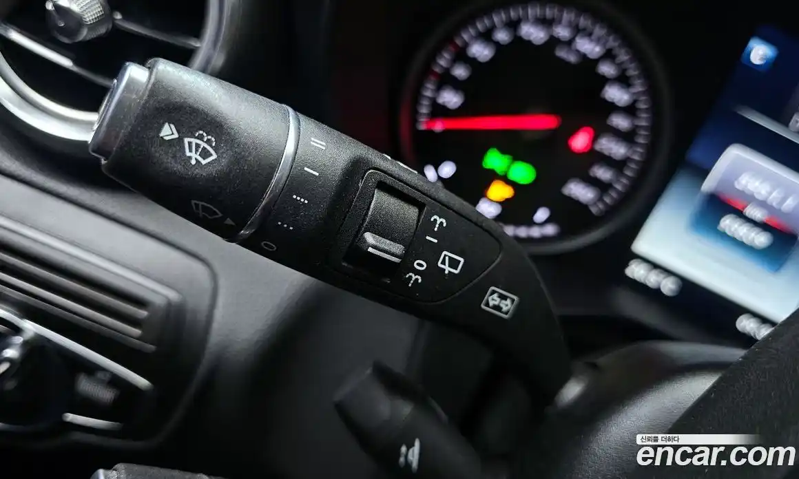 Mercedes-Benz GLC-Class 2019 2.0 гидро в Москве № 2054865, фото 24
