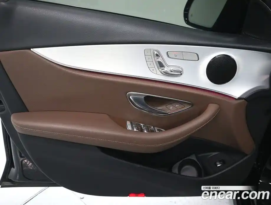 Mercedes-Benz E-Class 2020 2.0 гидро в Москве № 2054907, фото 16