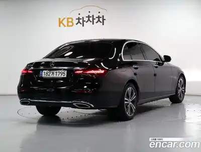 Mercedes-Benz E-Class 2020 2.0 гидро в Москве № 2054907, миниатюра 2