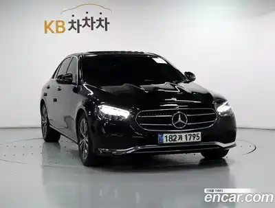 Mercedes-Benz E-Class 2020 2.0 гидро в Москве № 2054907, миниатюра 3