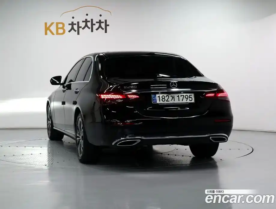Mercedes-Benz E-Class 2020 2.0 гидро в Москве № 2054907, фото 4