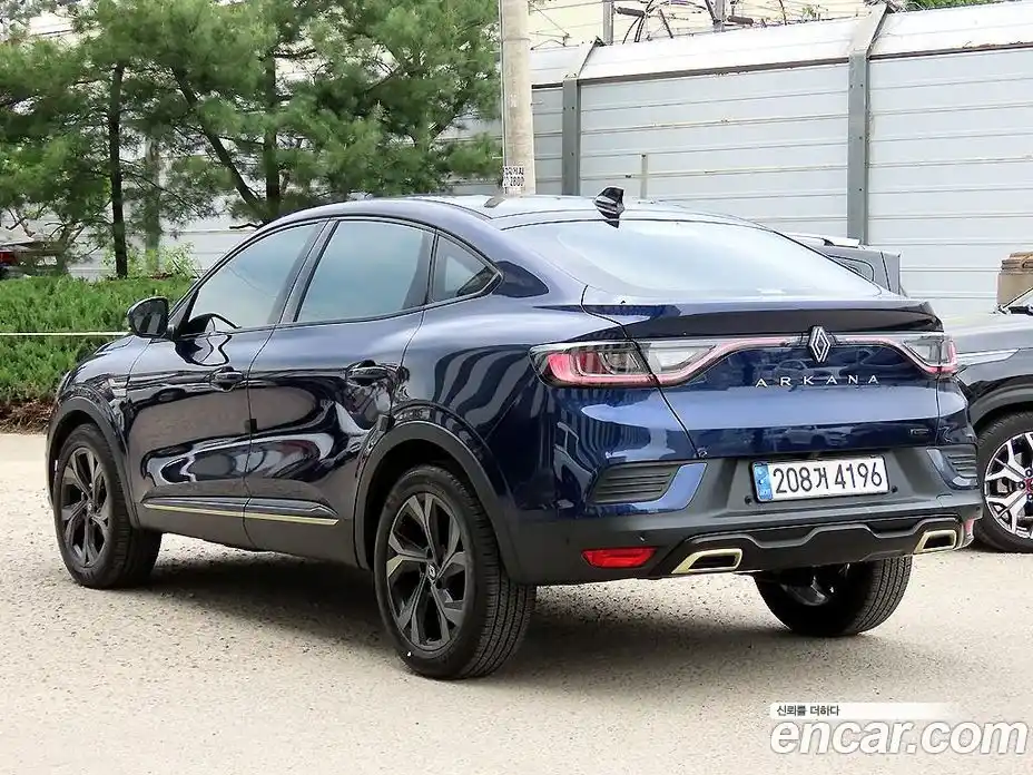 Renault Arkana 2024 1.6 гидро в Москве № 2055803, фото 3