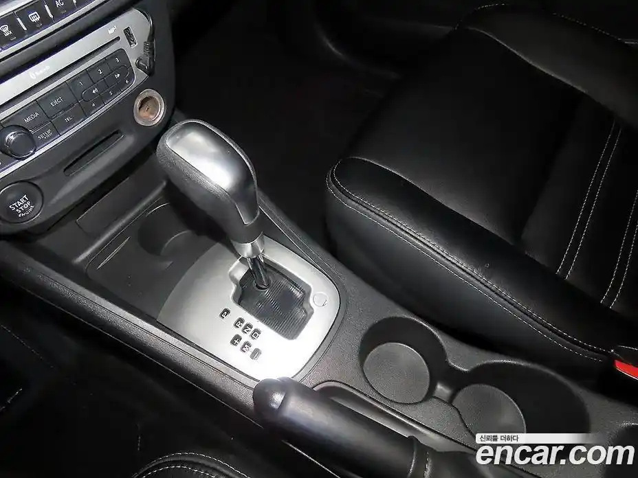 Renault SM3 2014 1.6 гидро в Москве № 2056092, фото 12