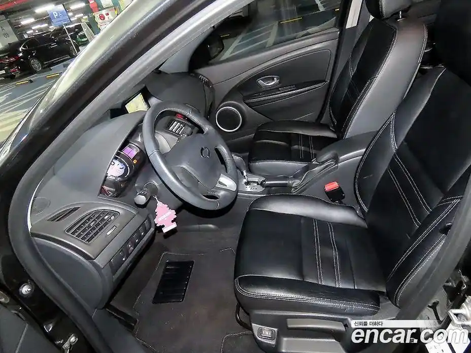 Renault SM3 2014 1.6 гидро в Москве № 2056092, фото 6