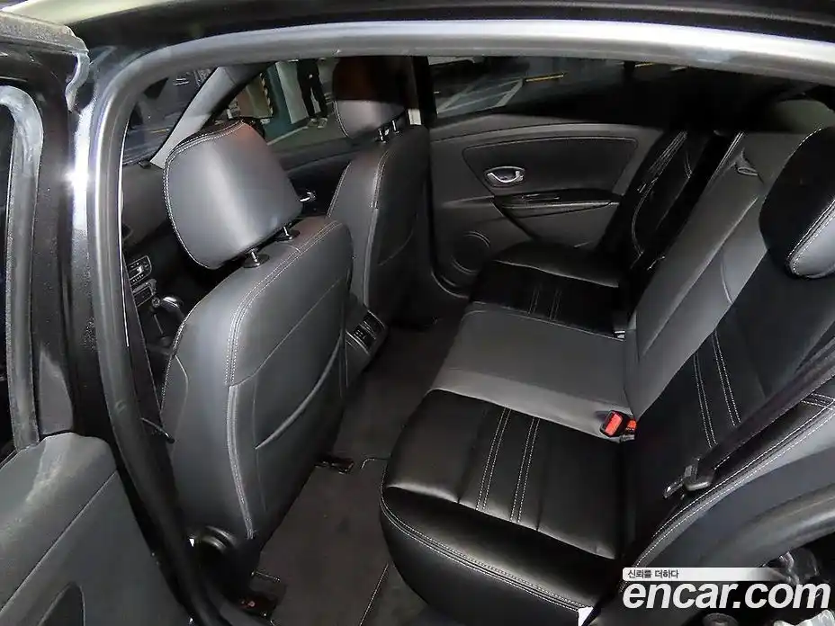 Renault SM3 2014 1.6 гидро в Москве № 2056092, фото 7