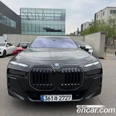 BMW 7-Series, 2025