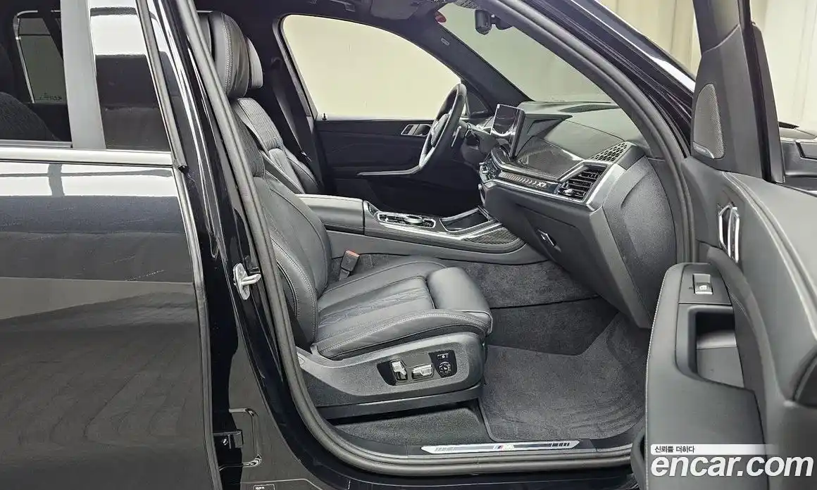 BMW X7 2025 3.0 гидро в Москве № 2056323, фото 11