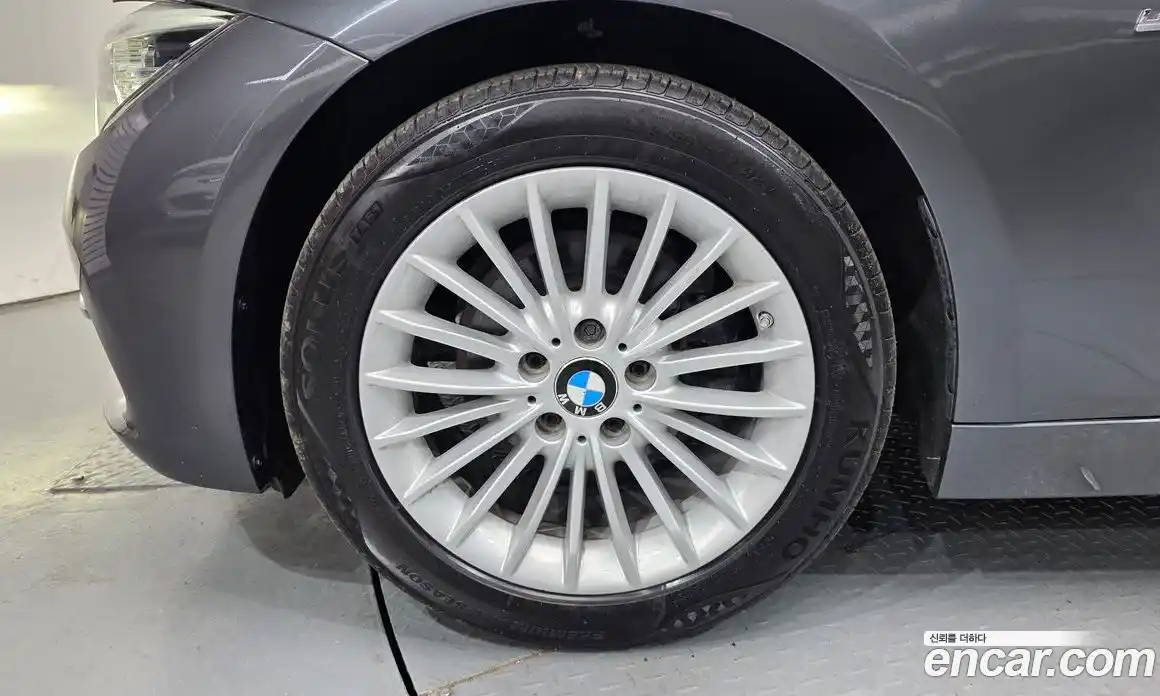 BMW 3-Series 2017 2.0 гидро в Москве № 2056947, фото 4