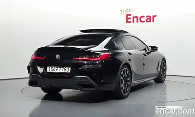 BMW 8-Series 2022 4.4 гидро в Москве № 2056964, миниатюра 2