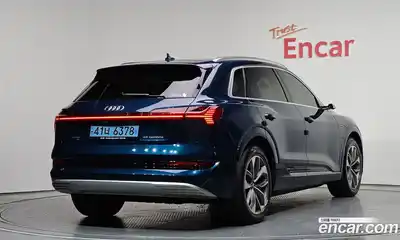 Audi e-tron 2020 0.2 гидро в Москве № 2057327, миниатюра 2
