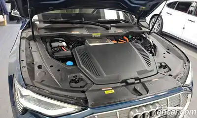 Audi e-tron 2020 0.2 гидро в Москве № 2057327, миниатюра 6