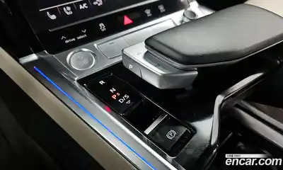 Audi e-tron 2020 0.2 гидро в Москве № 2057327, миниатюра 9
